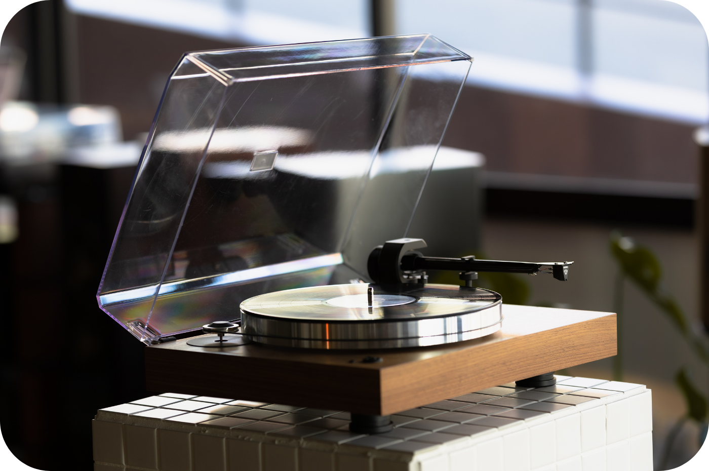 The 10 Best Turntables in Australia (To Suit Any Budget) | 2026 Guide