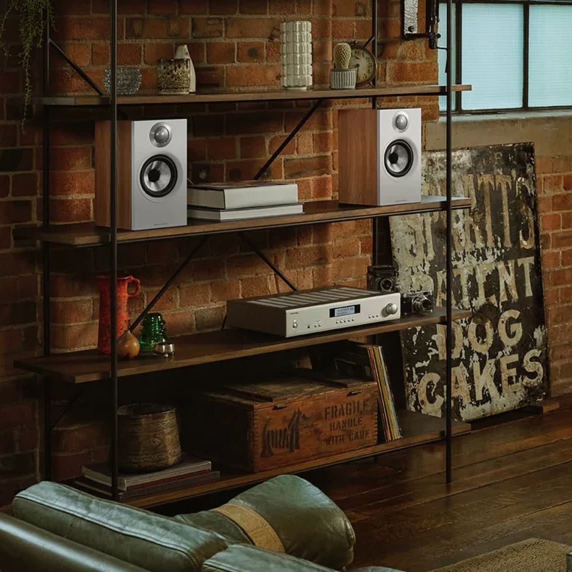 B&W Speakers & Subwoofers