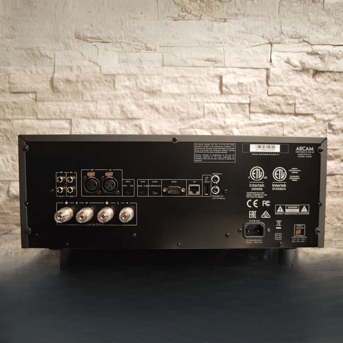 Arcam PA240 2-channel Power Amplifier