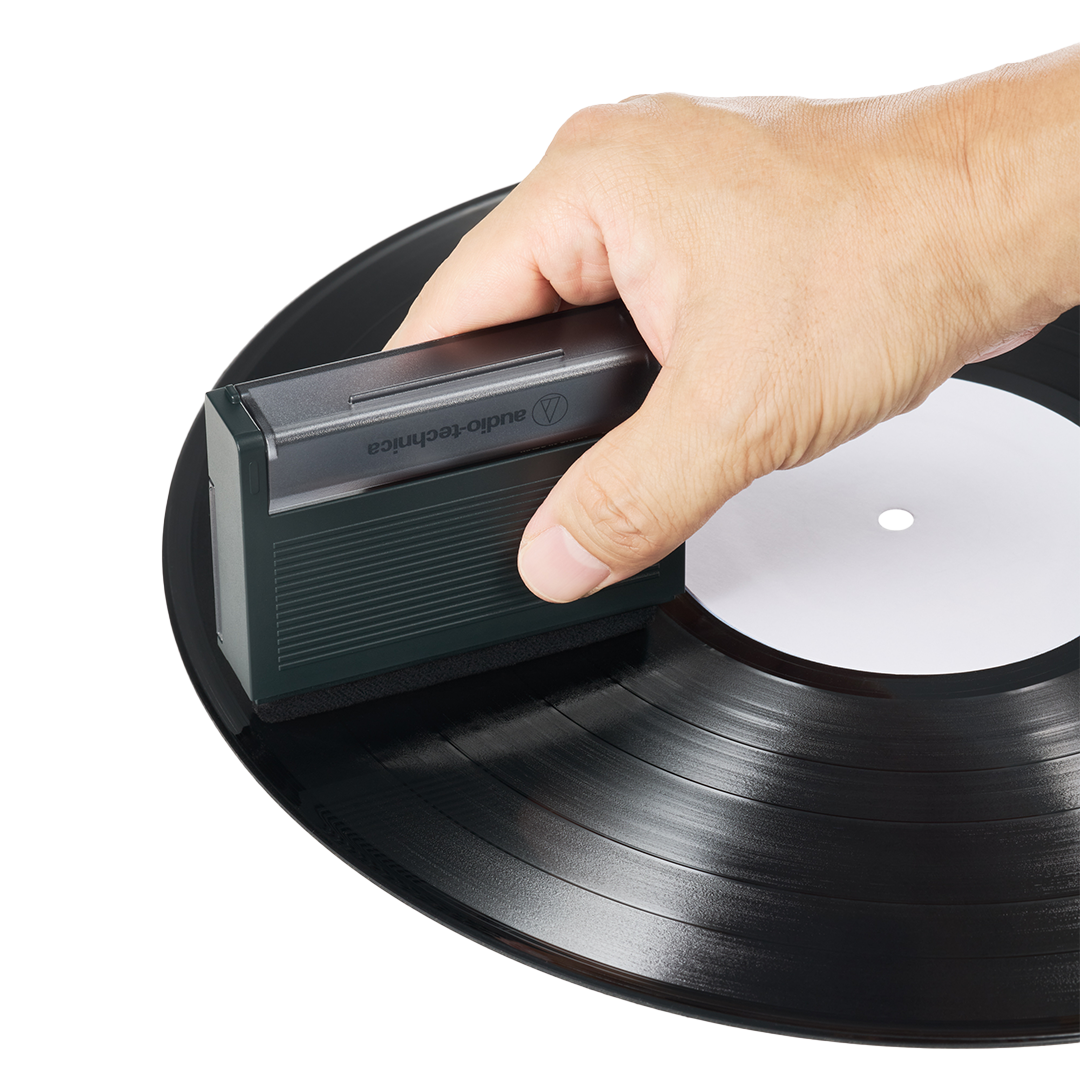 Audio-Technica AT6028 Record Cleaning Tool with Stand