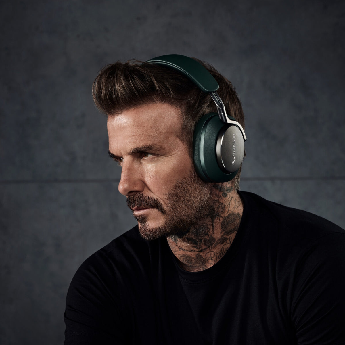 Bowers & Wilkins PX8 Noise Cancelling Headphones #colour_dark forest