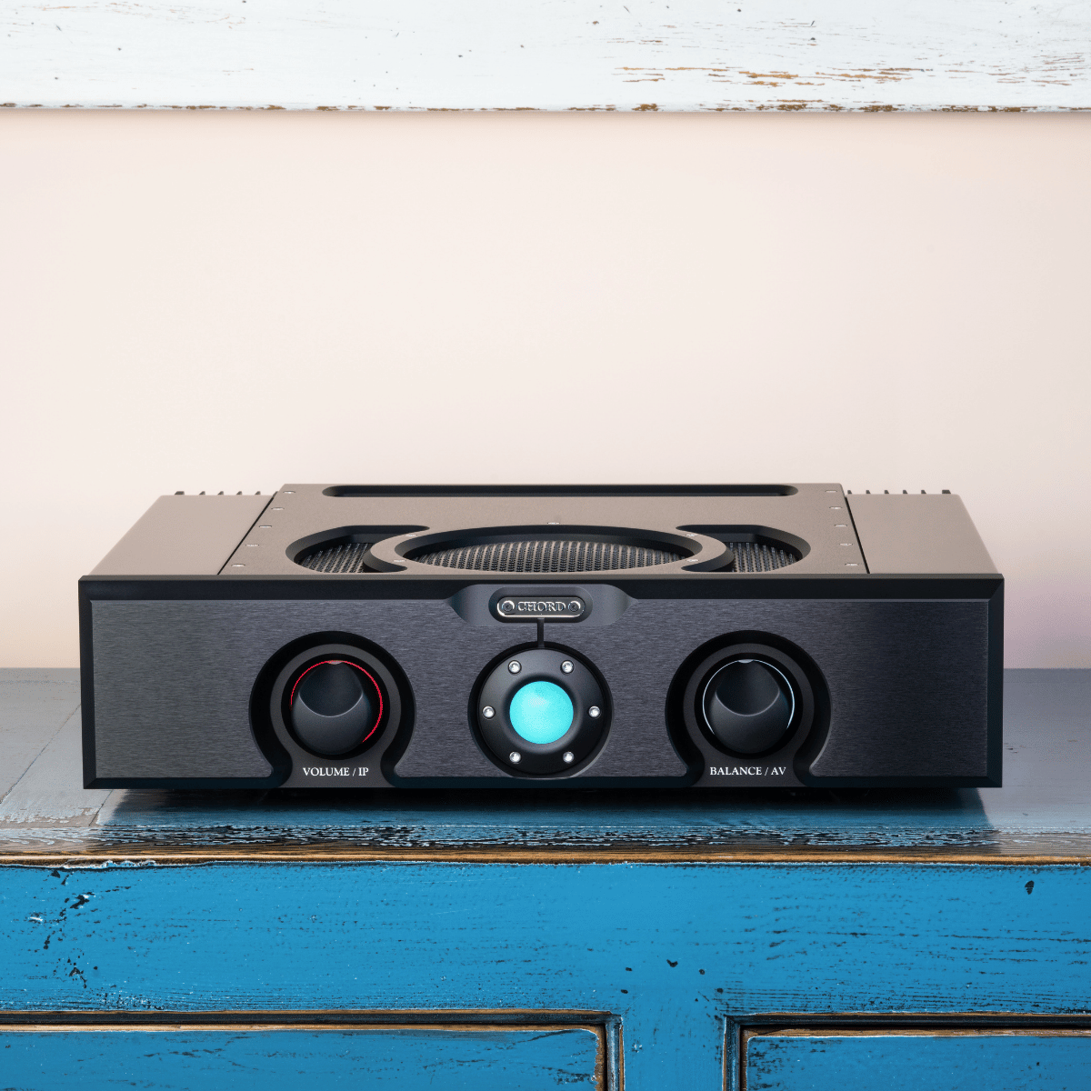 Chord Ultima Integrated Amplifier #colour_black