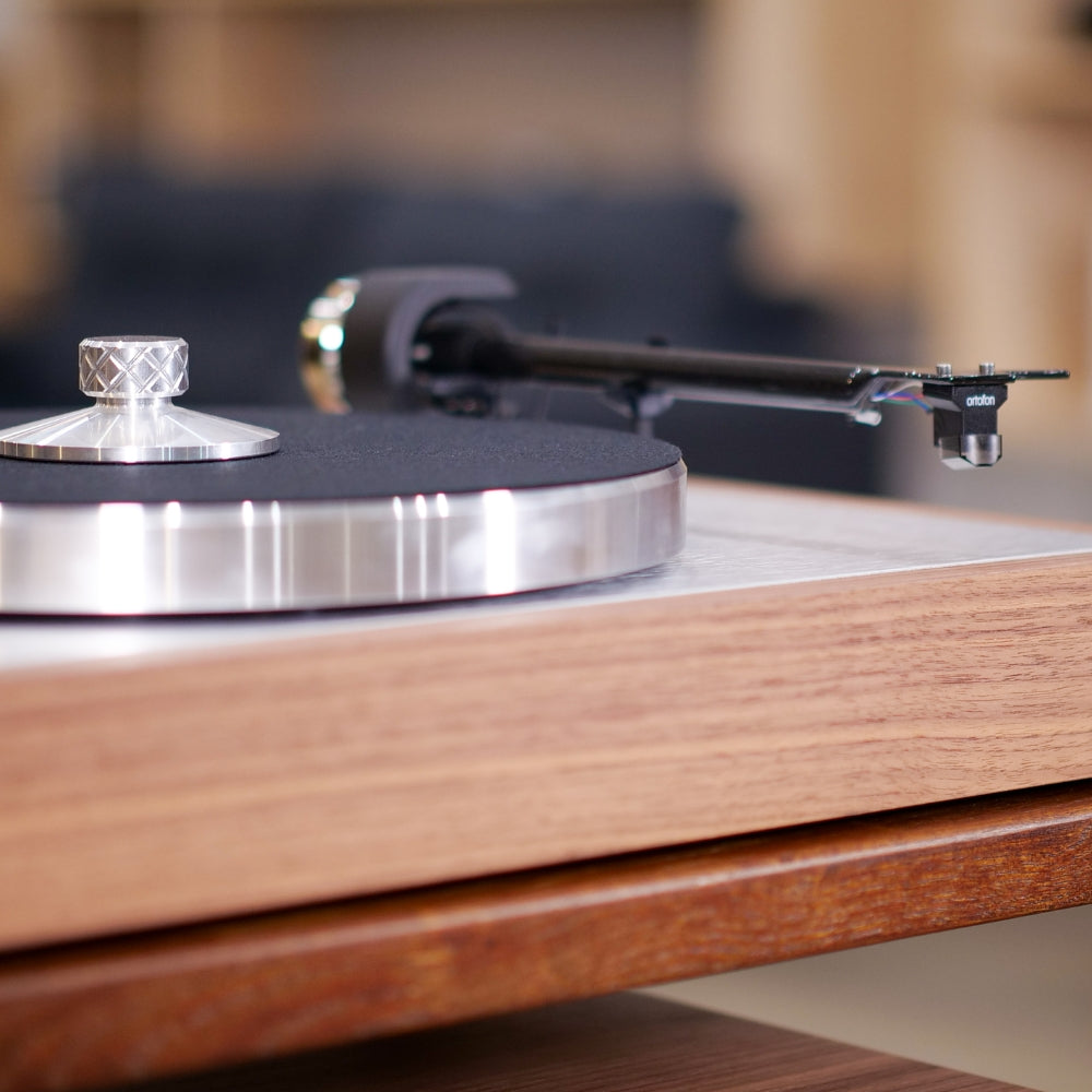 Pro-Ject The Classic Evo Turntable