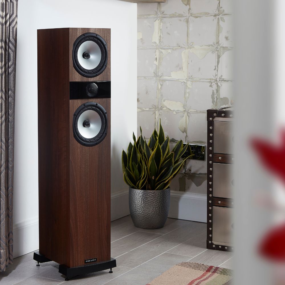 Fyne Audio F303i Floorstanding Speakers