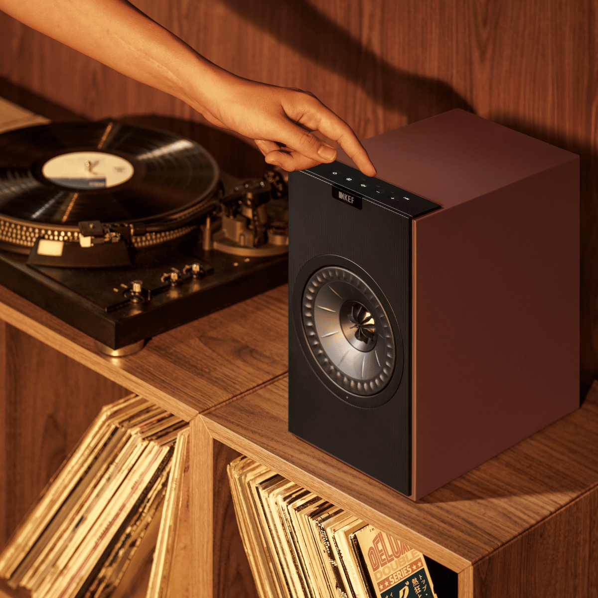 KEF Coda W Active Speakers #colour_Vintage Burgundy