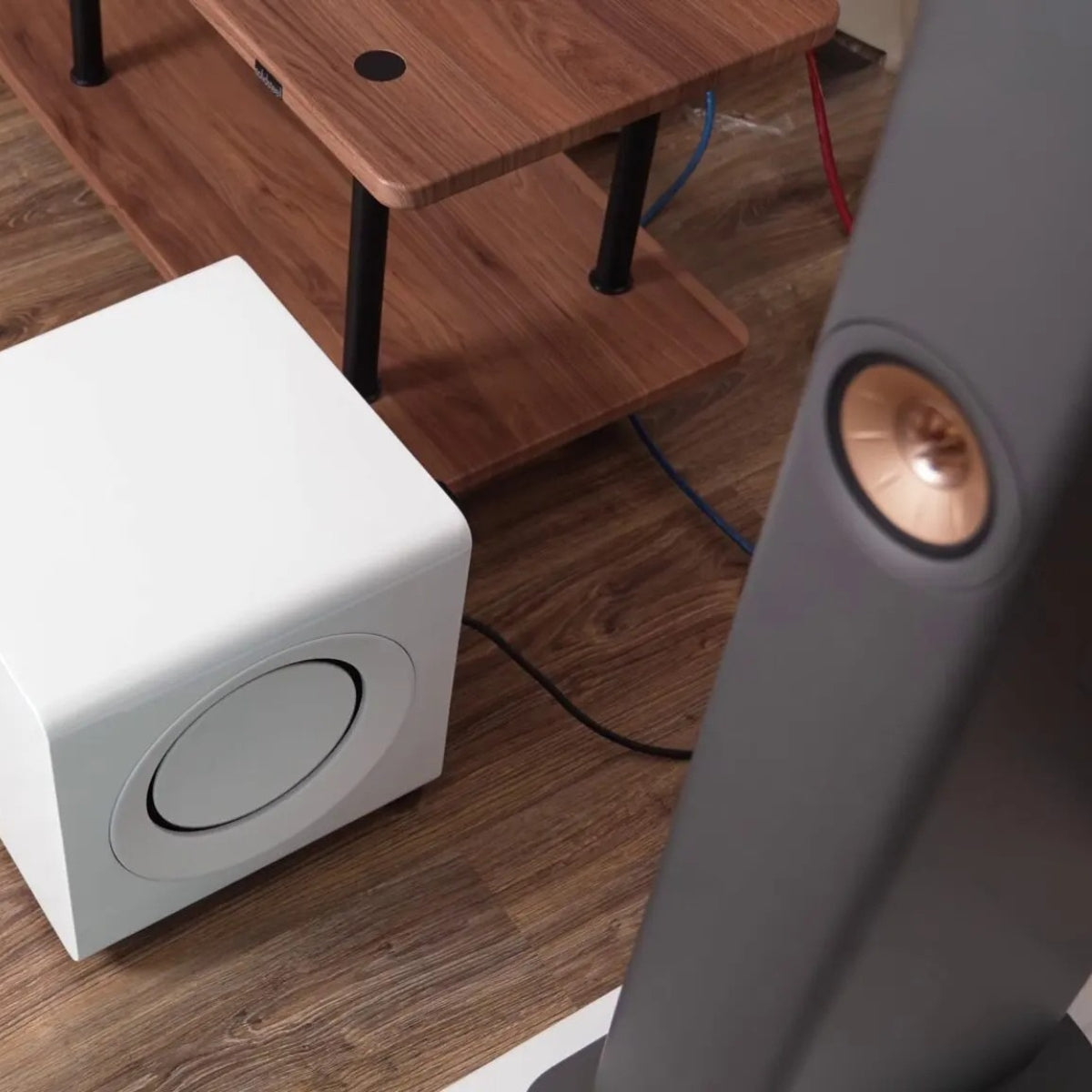 #colour_titanium grey