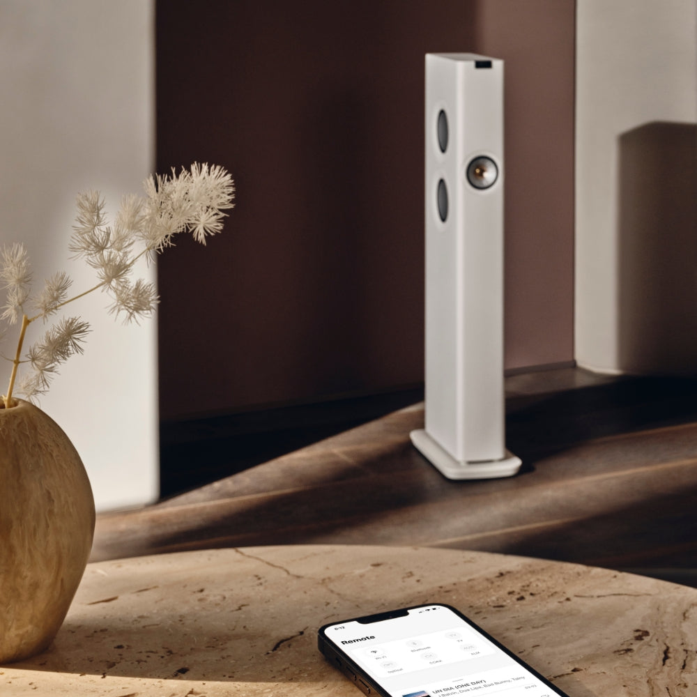 KEF LS60 Wireless | Active Floorstanding Speakers #colour_mineral white