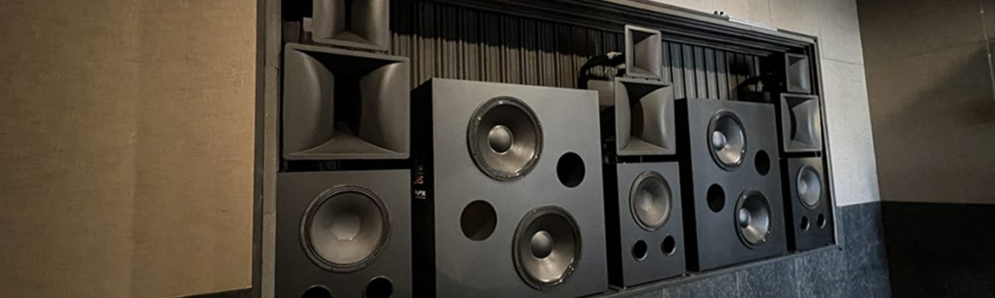 Krix Theatrix Freestanding Speaker