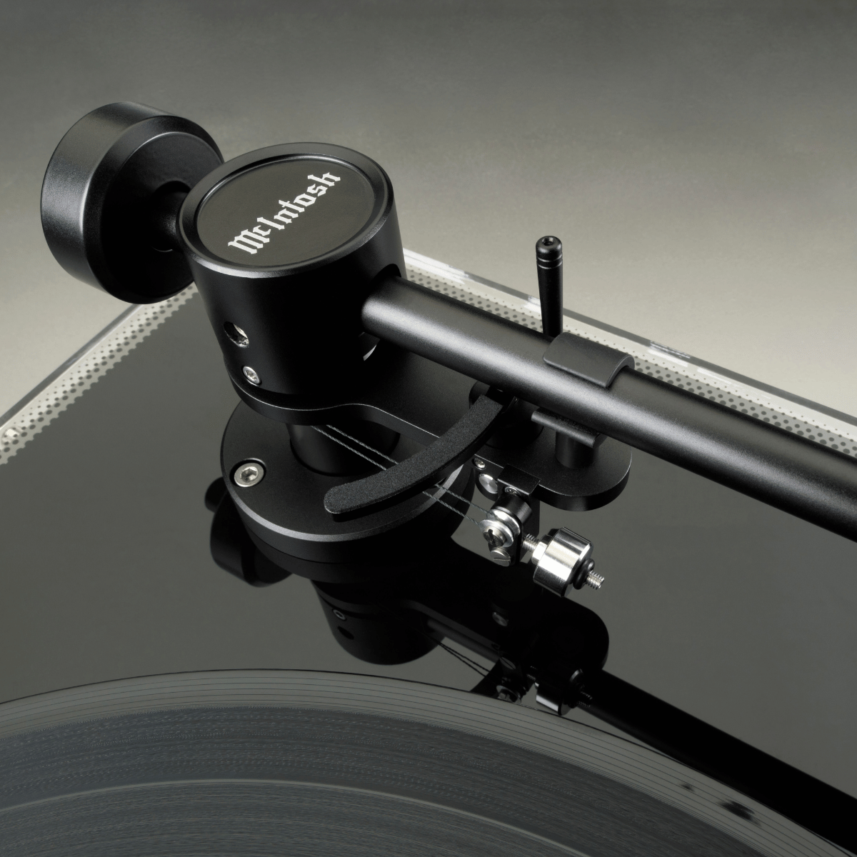 McIntosh MT2 Precision Turntable