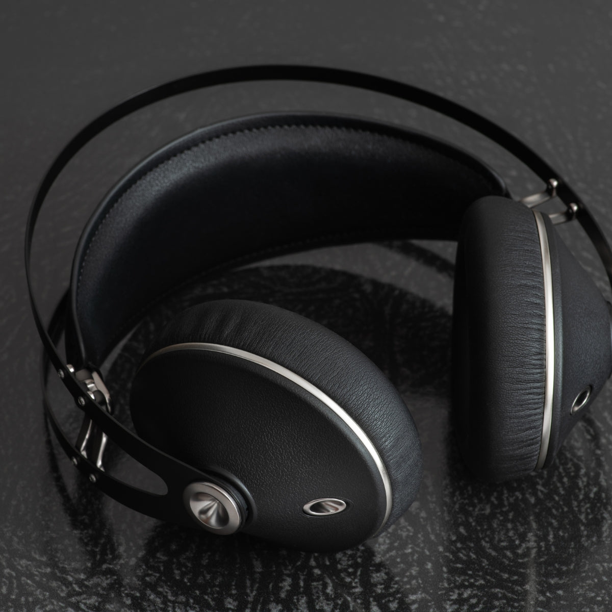 Meze 99 Neo Closed Back Headphones