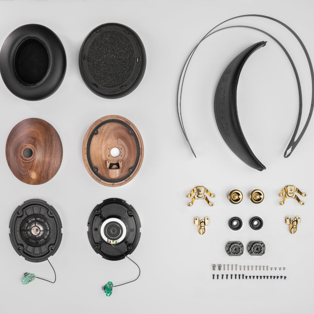 Meze 99 Classics V2 Closed Back Headphones