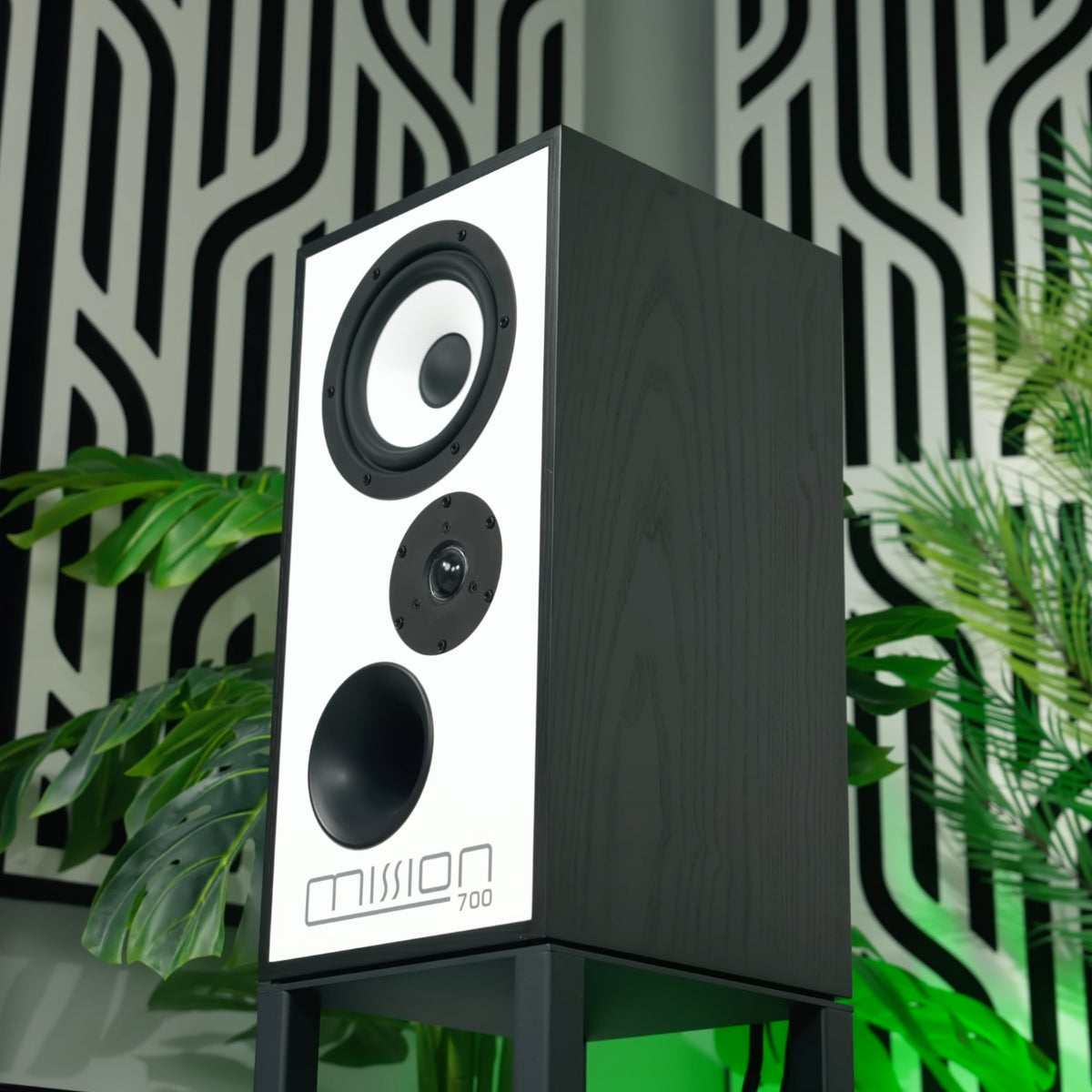 Mission 700 Speakers #colour_black