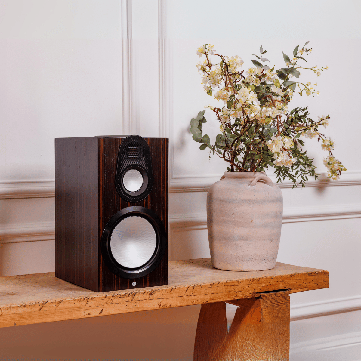 Monitor Audio Gold 100 6G Bookshelf Speakers #colour_macassar