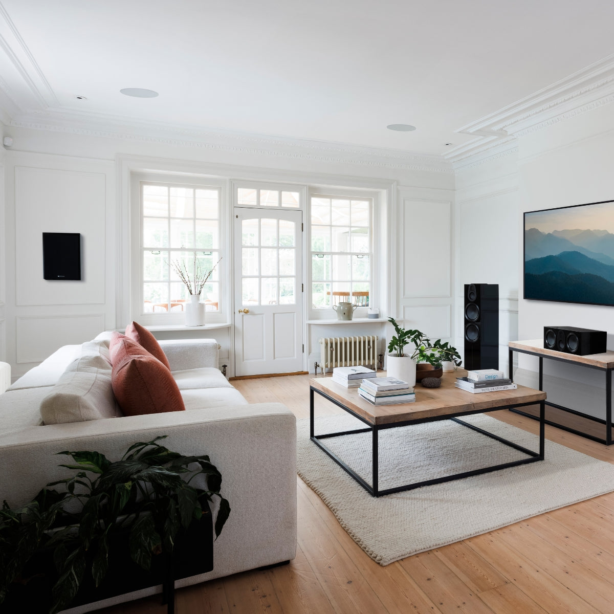 Monitor Audio Gold On-Wall 6G Floorstanding Speakers