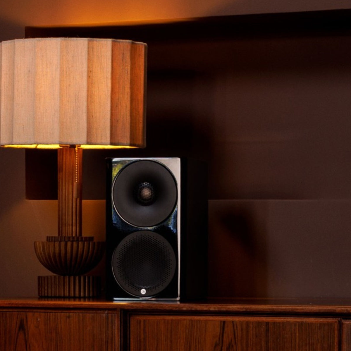 Monitor Audio Radius 3 (4G) Bookshelf Speakers