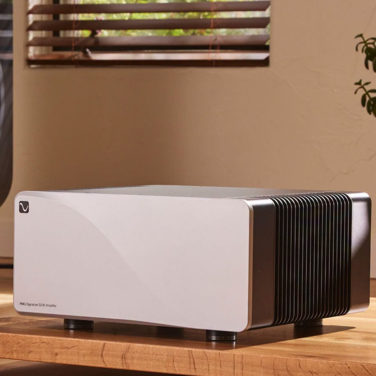 PMG S200 Stereo Signature Power Amplifier