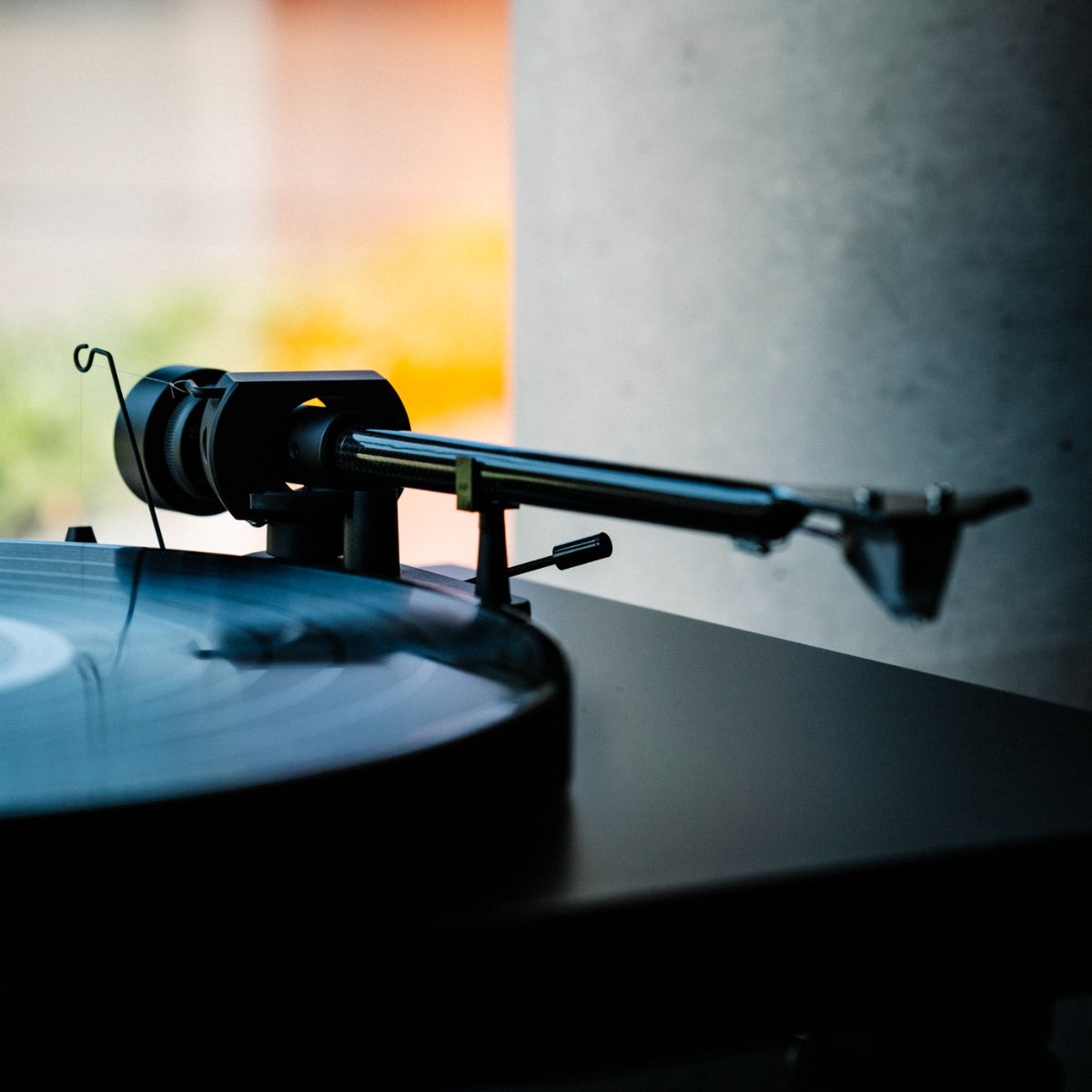 Pro-Ject Debut Evo 2 Turntable #colour_Satin Black