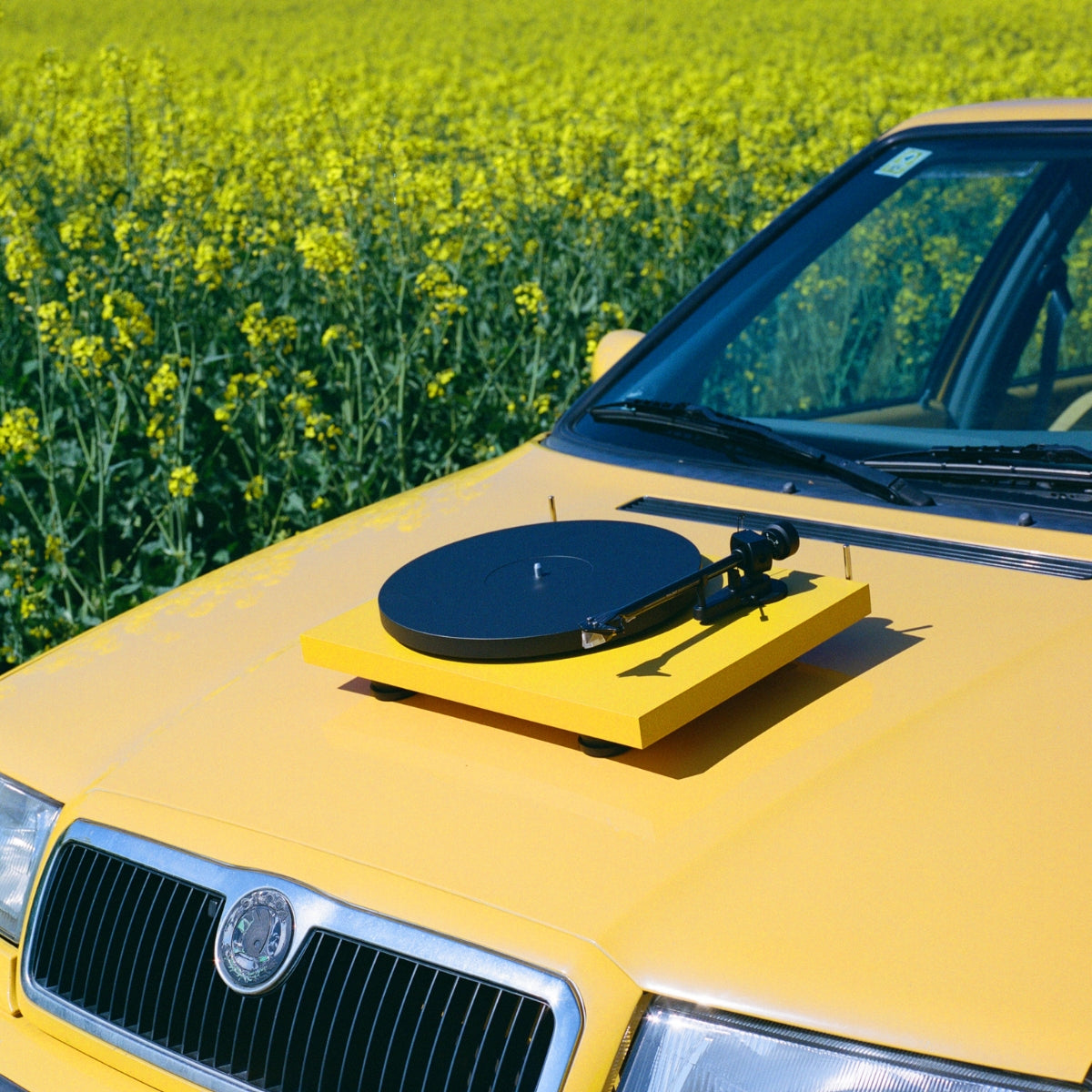 Pro-Ject Debut Evo 2 Turntable #colour_Satin Golden Yellow