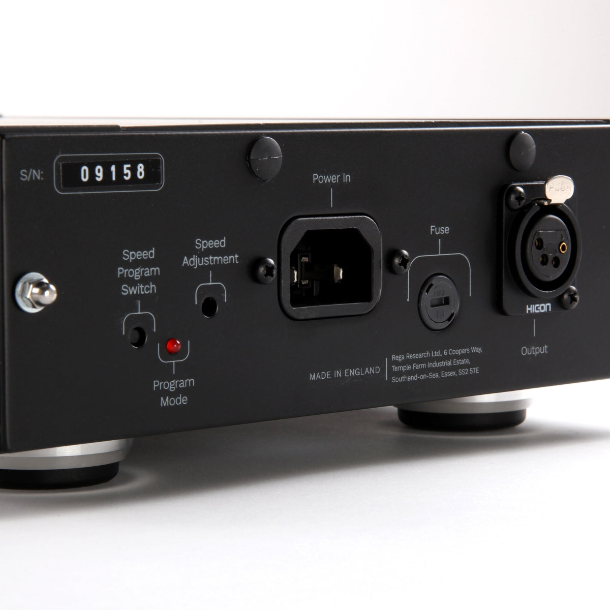 Rega Planar 10 Turntable