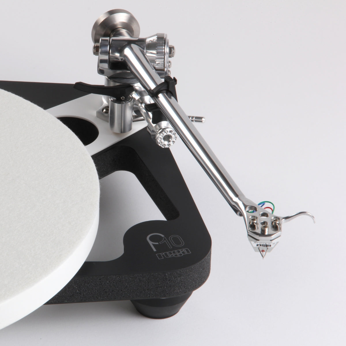 Rega Planar 10 Turntable