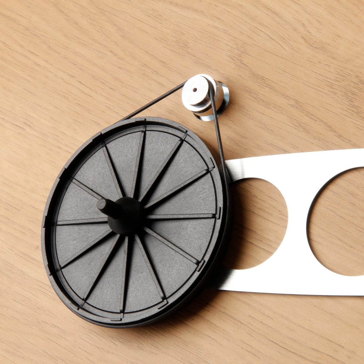 Rega Planar 3 Turntable oak #colour_oak