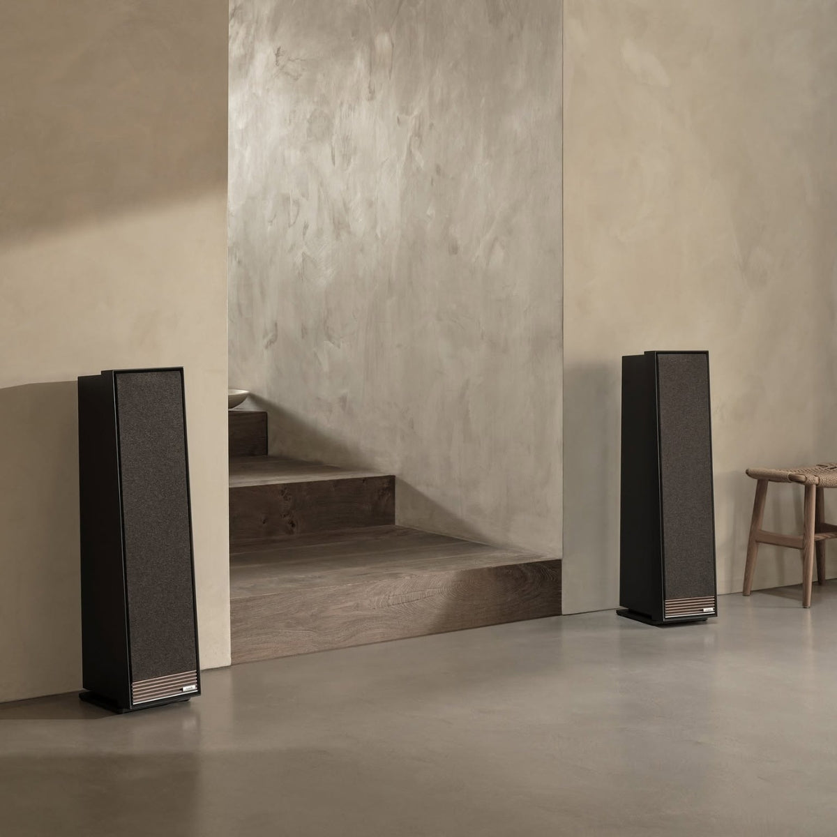 Ruark Talisman-R Floorstanding Speakers | Ruark Audio