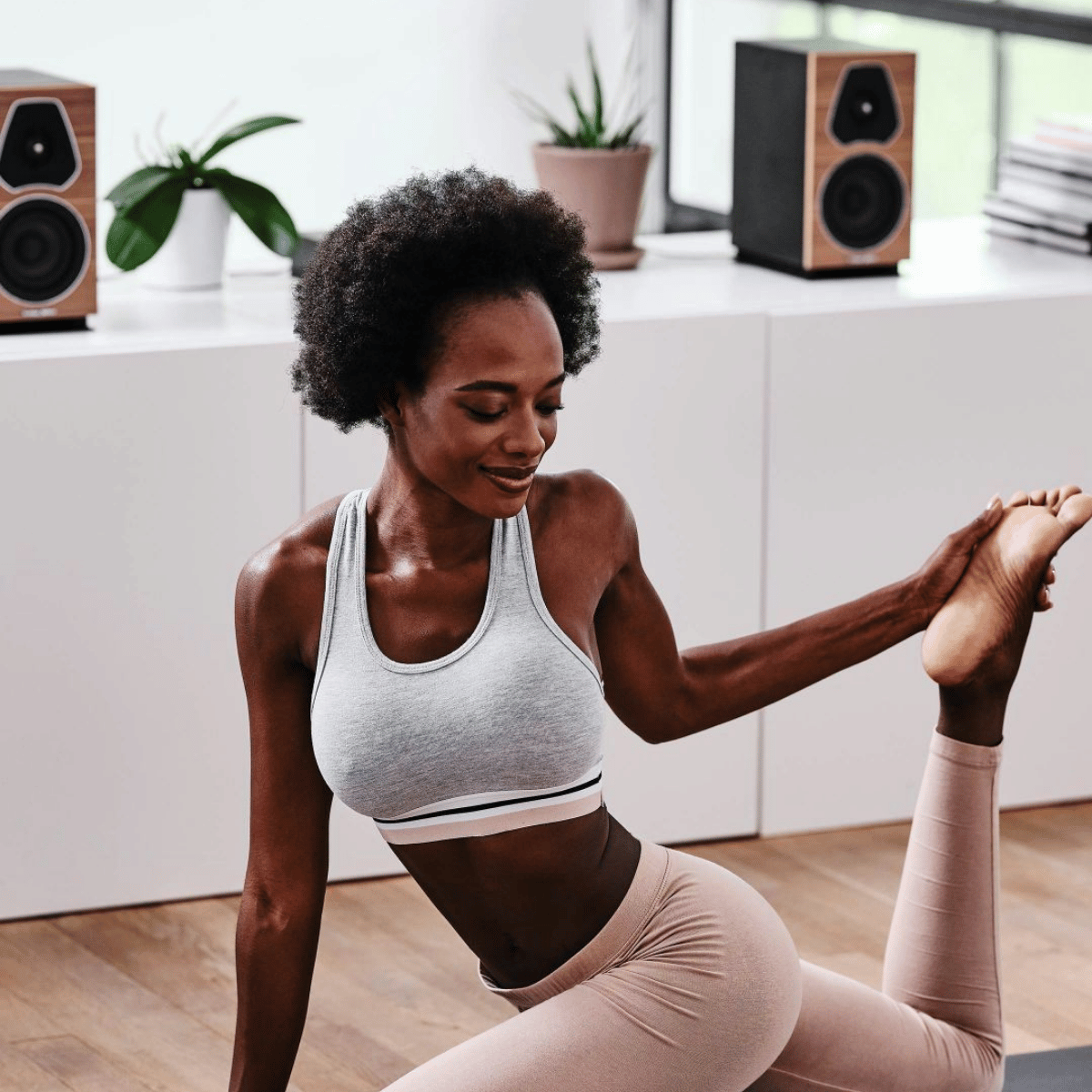 Sonus Faber Lumina 1 Bookshelf Speakers#colour_walnut