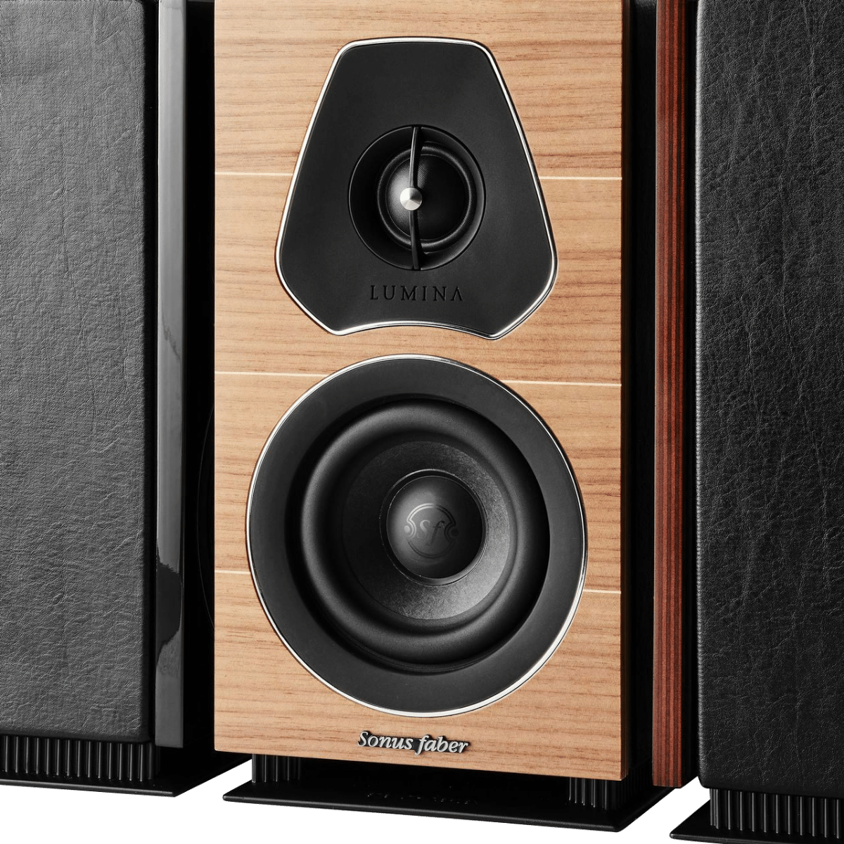 Sonus Faber Lumina 1 Bookshelf Speakers #colour_walnut