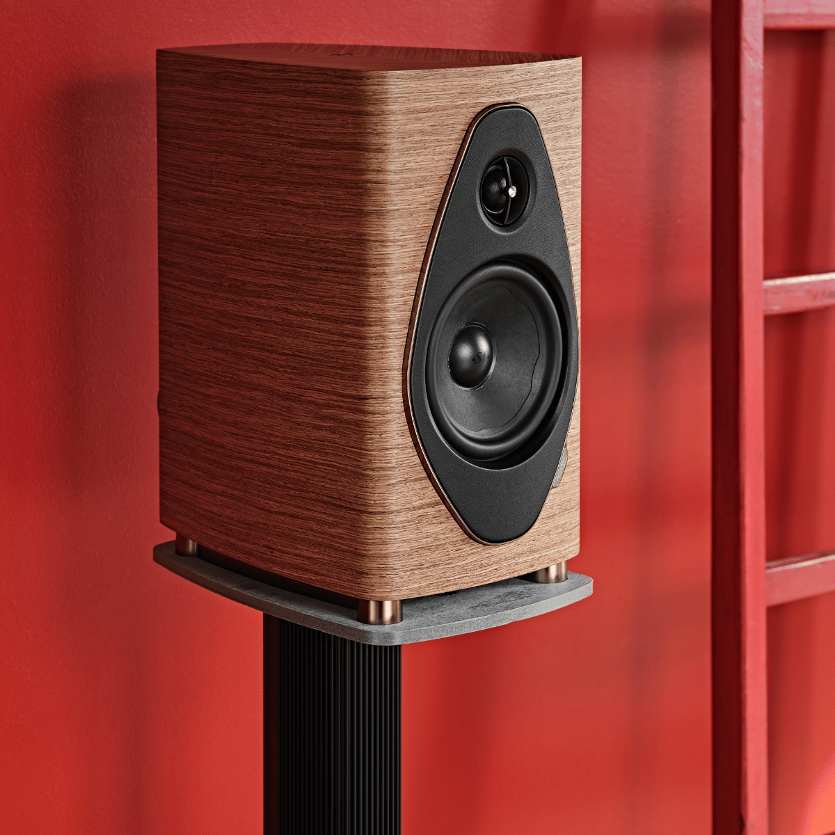 Sonus Faber Sonetto II G2 Bookshelf Speakers #colour_walnut