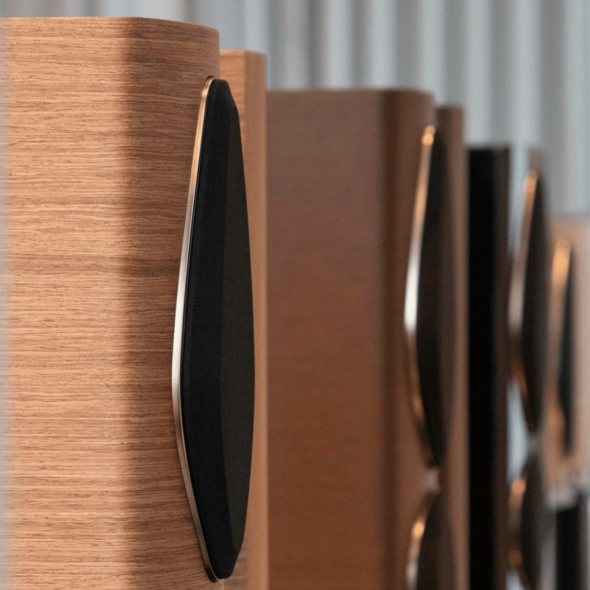 Sonus Faber Sonetto VIII G2 Floorstaning Speakers #colour_walnut
