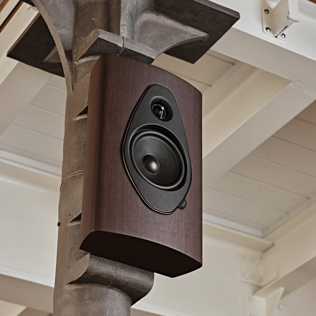 Sonus Faber Sonetto Wall G2 On-wall Speakers #colour_wenge