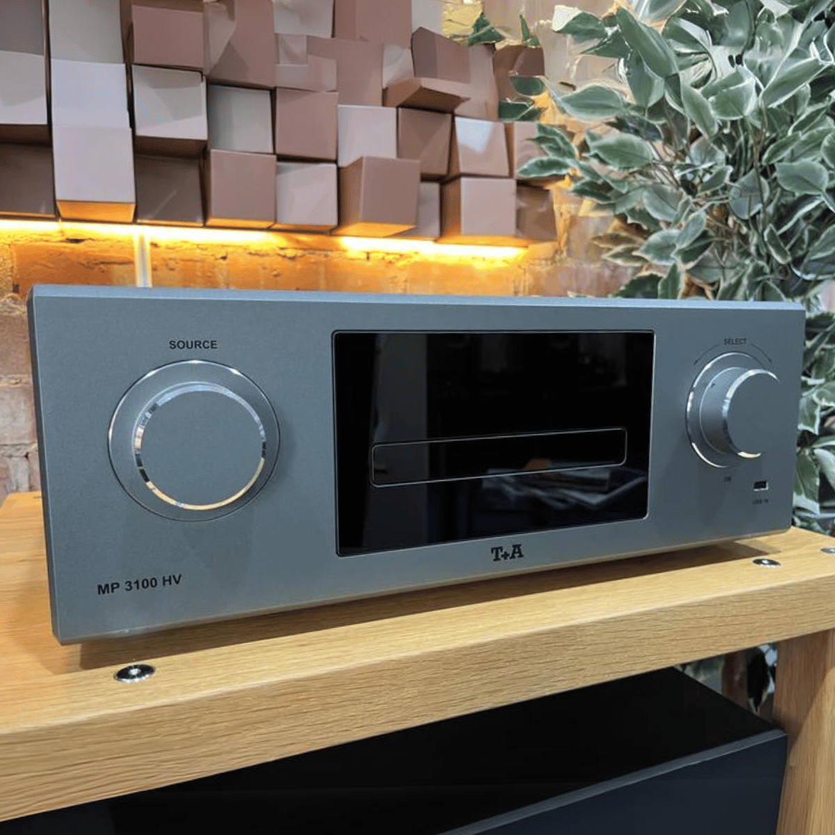 T+A Hi-Fi MP 3100 HV Multi Source SACD Player Titanium #colour_titanium