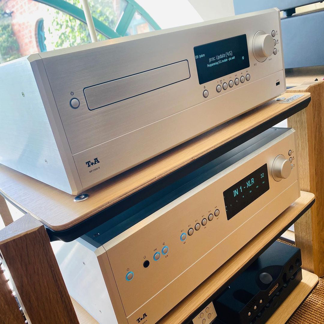 T+A Hi-Fi PA 2500 R Integrated Amplifier