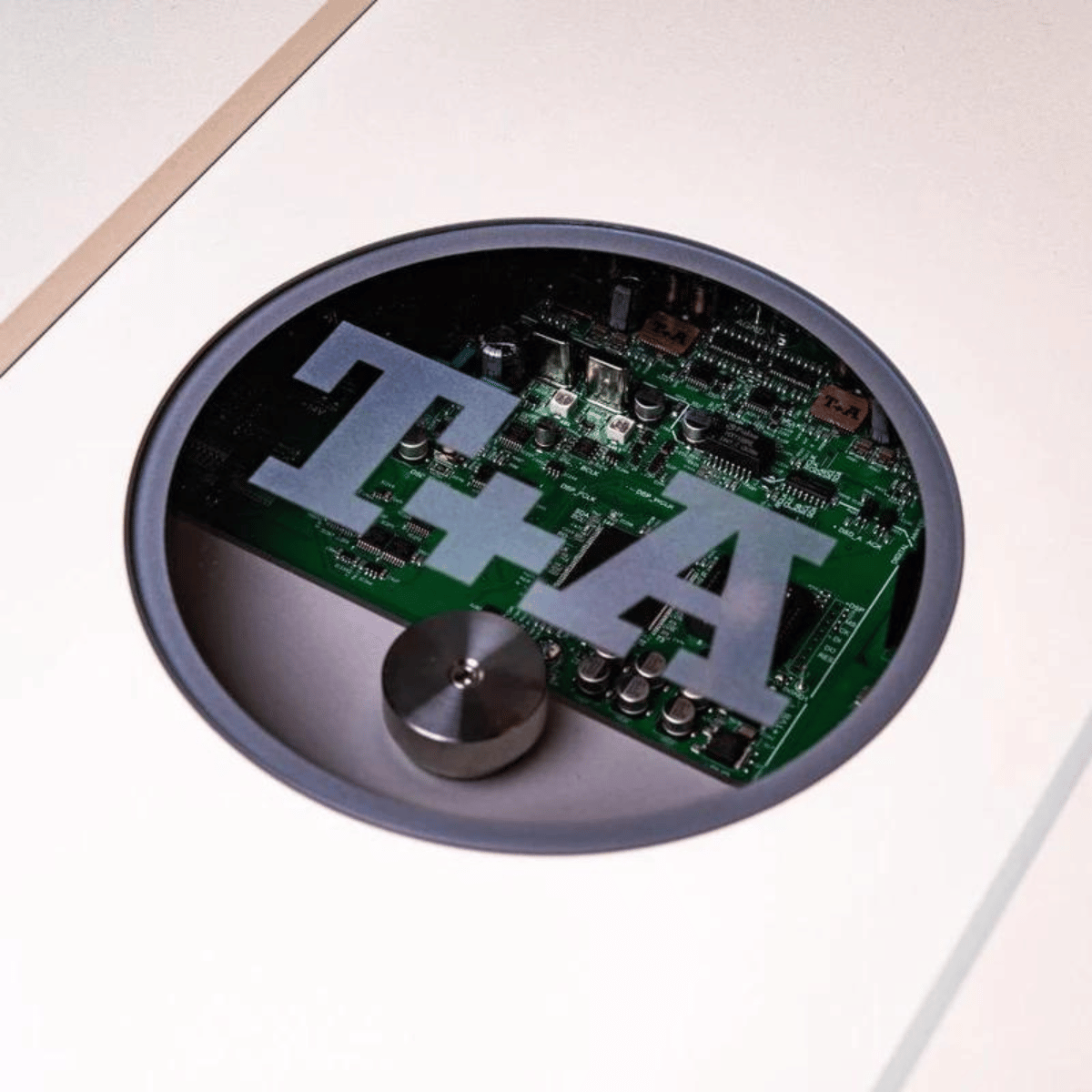 T+A Hi-Fi SD 3100 HV Reference Streaming DAC Silver #colour_silver