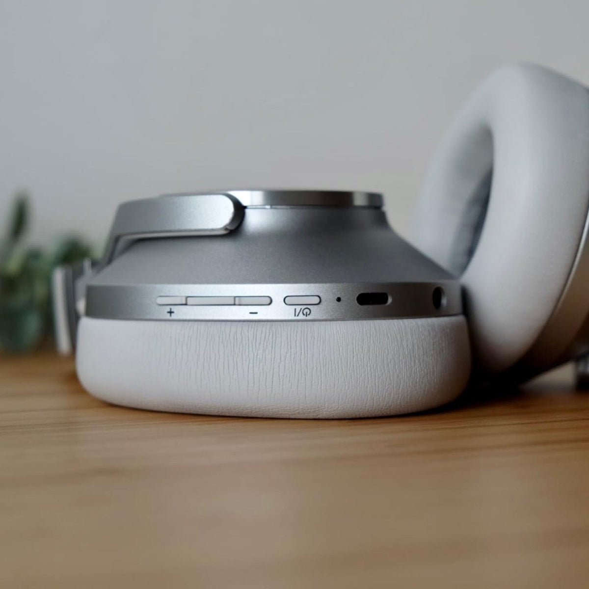 Technics EAH-A800 Wireless Noise Cancelling Headphones Silver #colour_silver