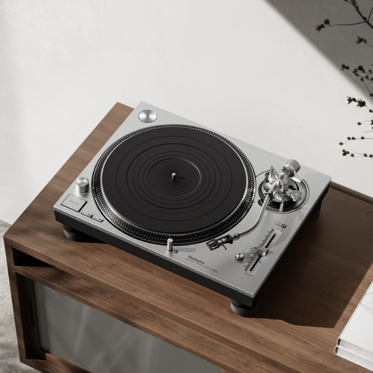Technics SL-1200GR2 Grand Class Direct Drive Turntable