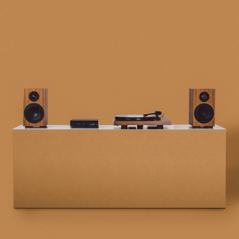 Pro-Ject Colourful Hi-Fi Pack #colour_walnut