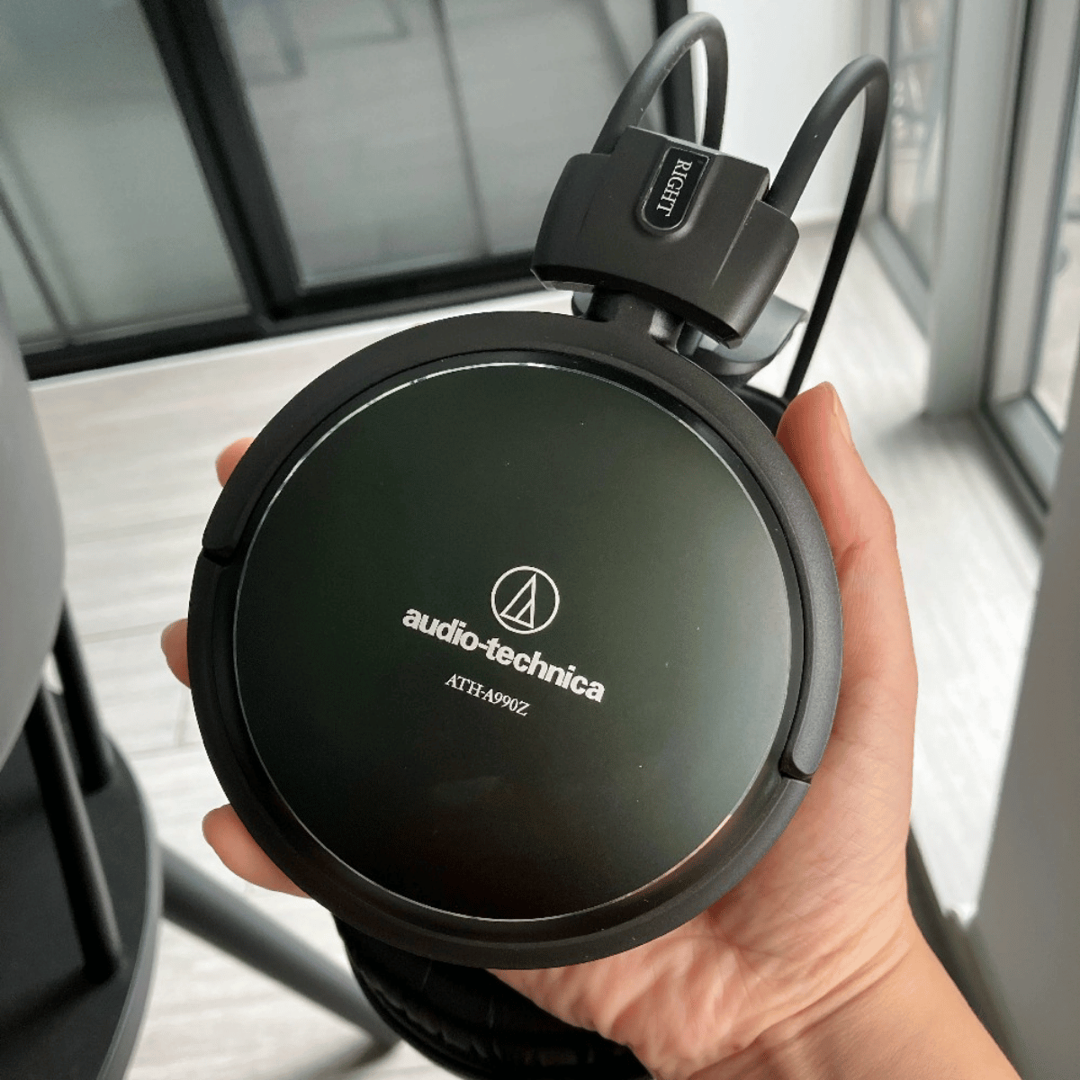Audio-Technica ATH-A990Z Closed Back Headphones