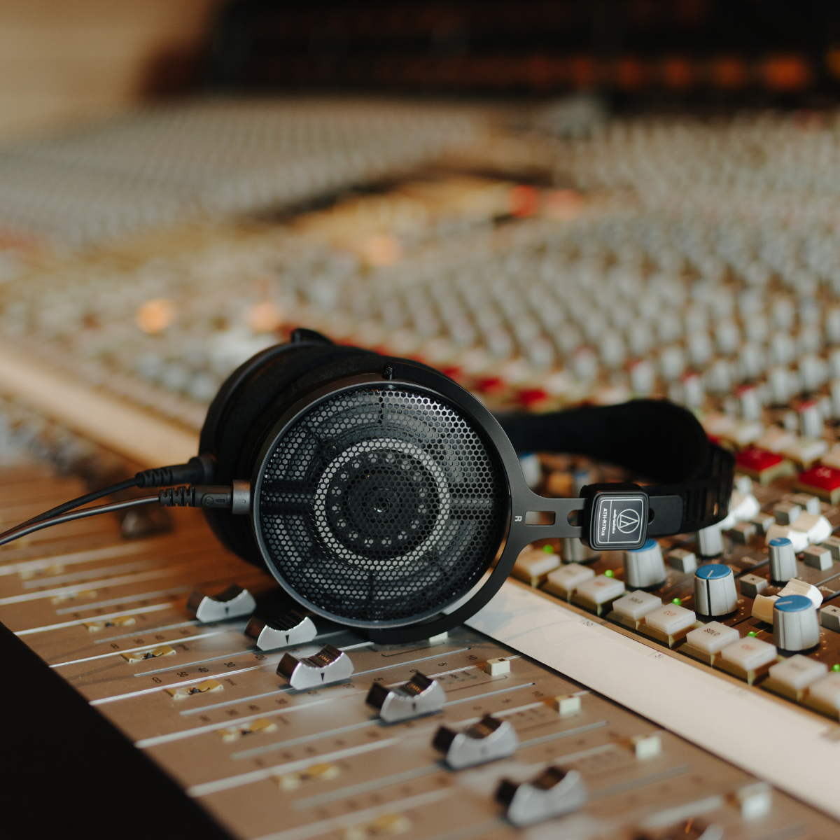 Audio-Technica ATH-R70xa