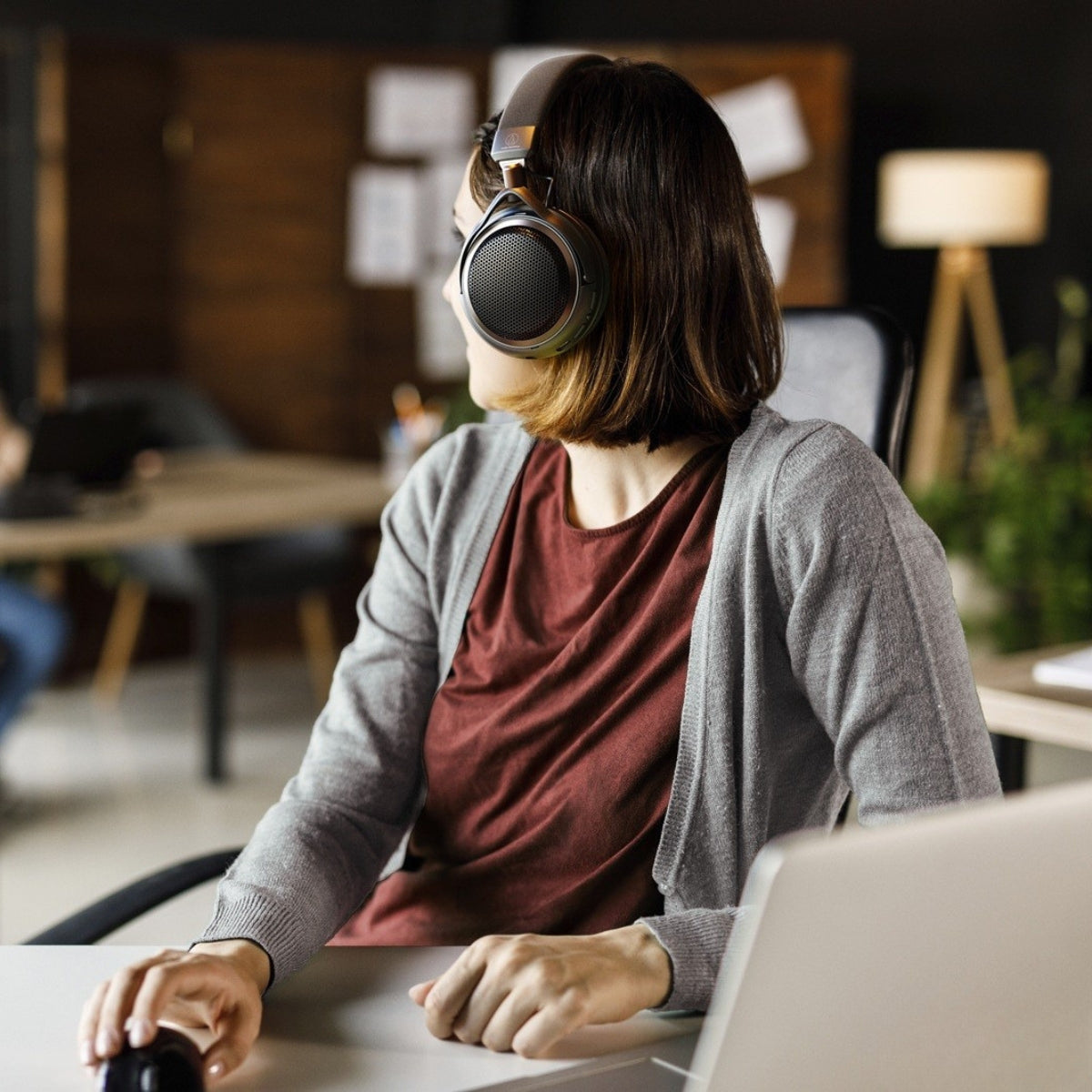 Audio-Technica ATH-AL5NC Wireless Open-Back Headphones