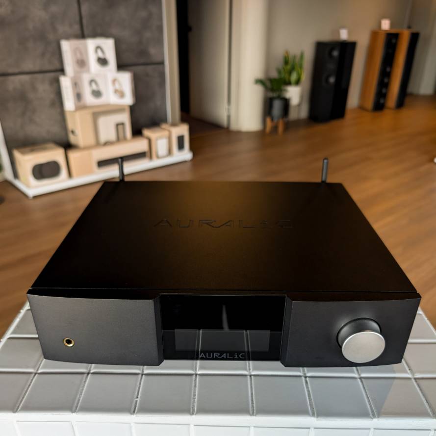 AURALiC Altair G1 Streaming DAC Preamplifier EX-DEMO