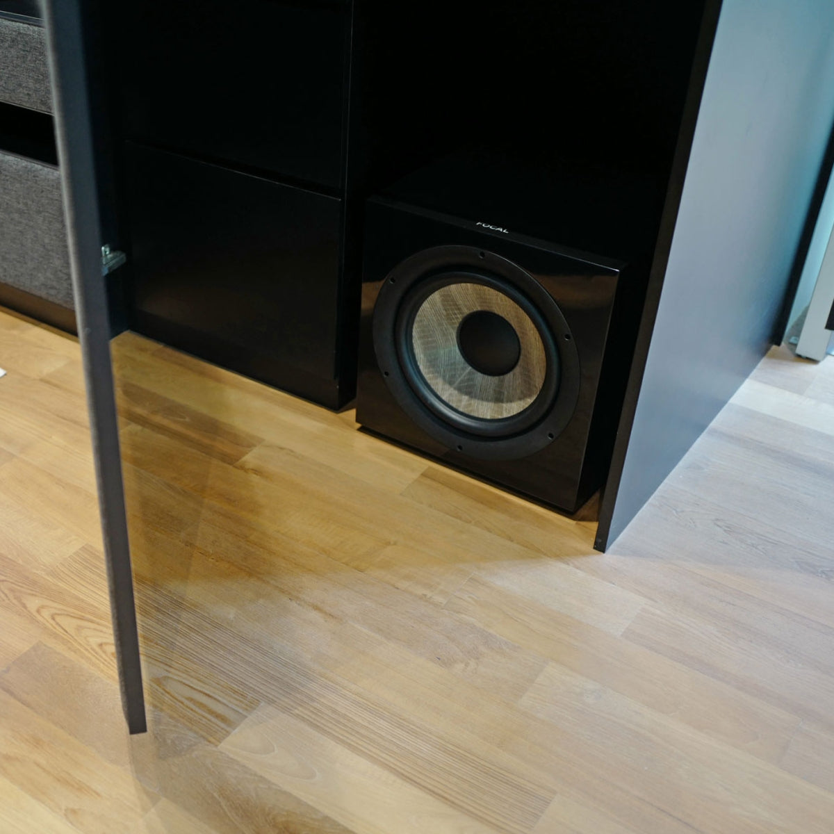 Focal SUB 1000F Amplified and Compact Subwoofer