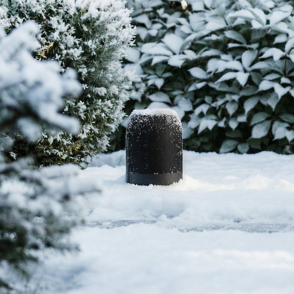 KEF BH8Q 8" Uni-Q Outdoor Bollard Speakers