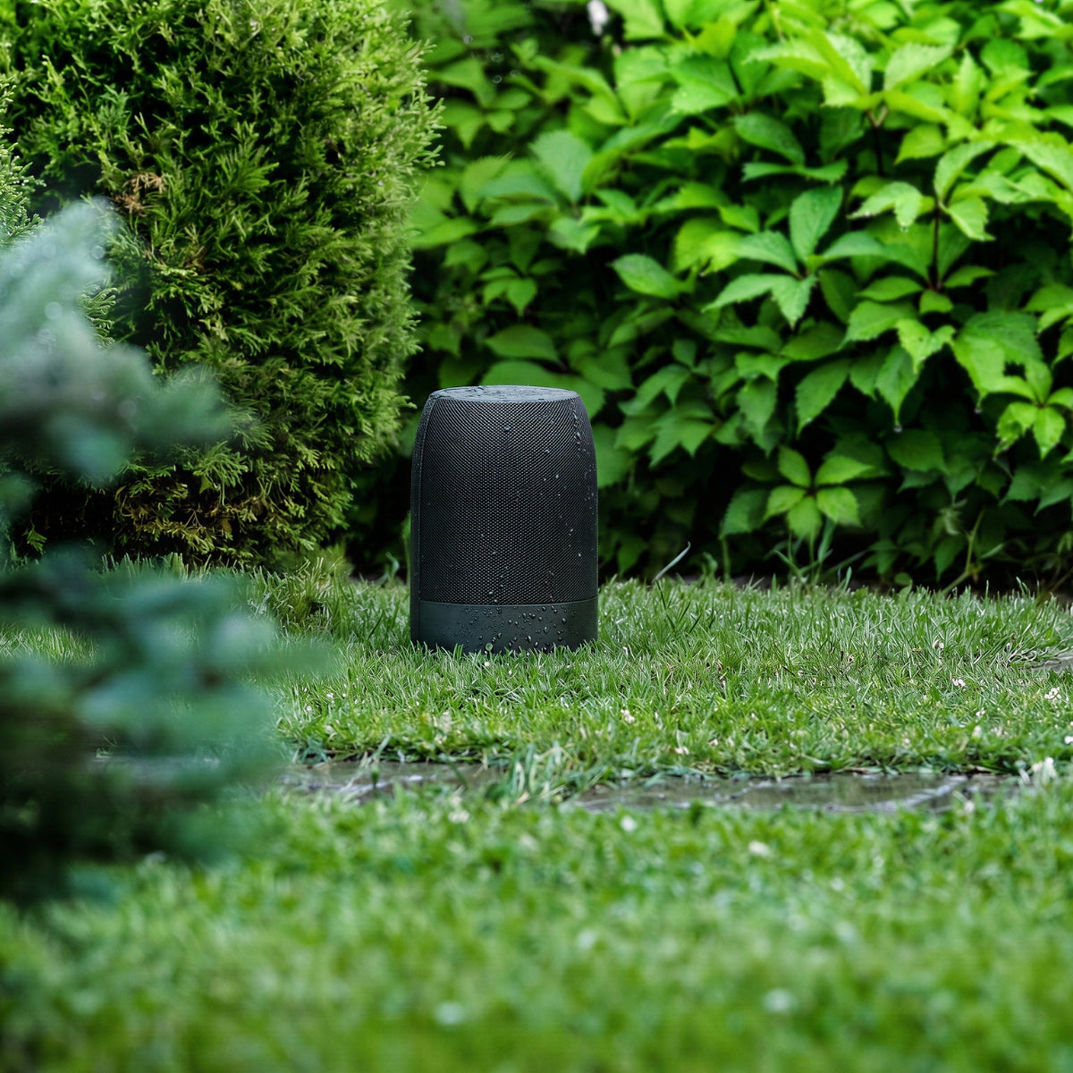KEF BH8Q 8" Uni-Q Outdoor Bollard Speakers