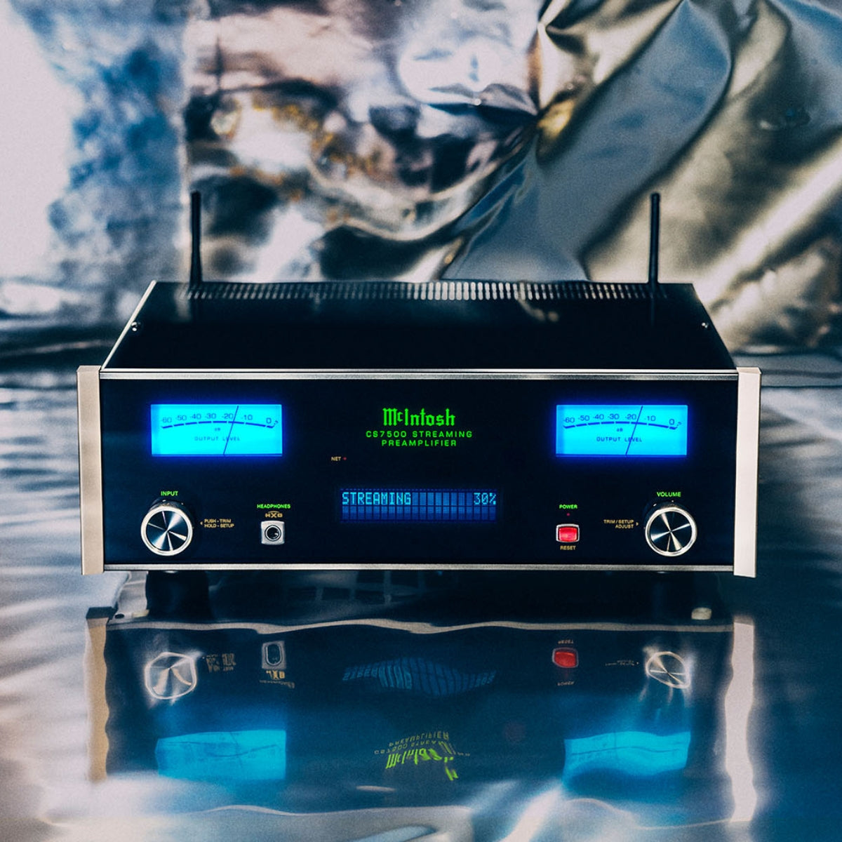 McIntosh CS7500 2-Channel Streaming Preamplifier