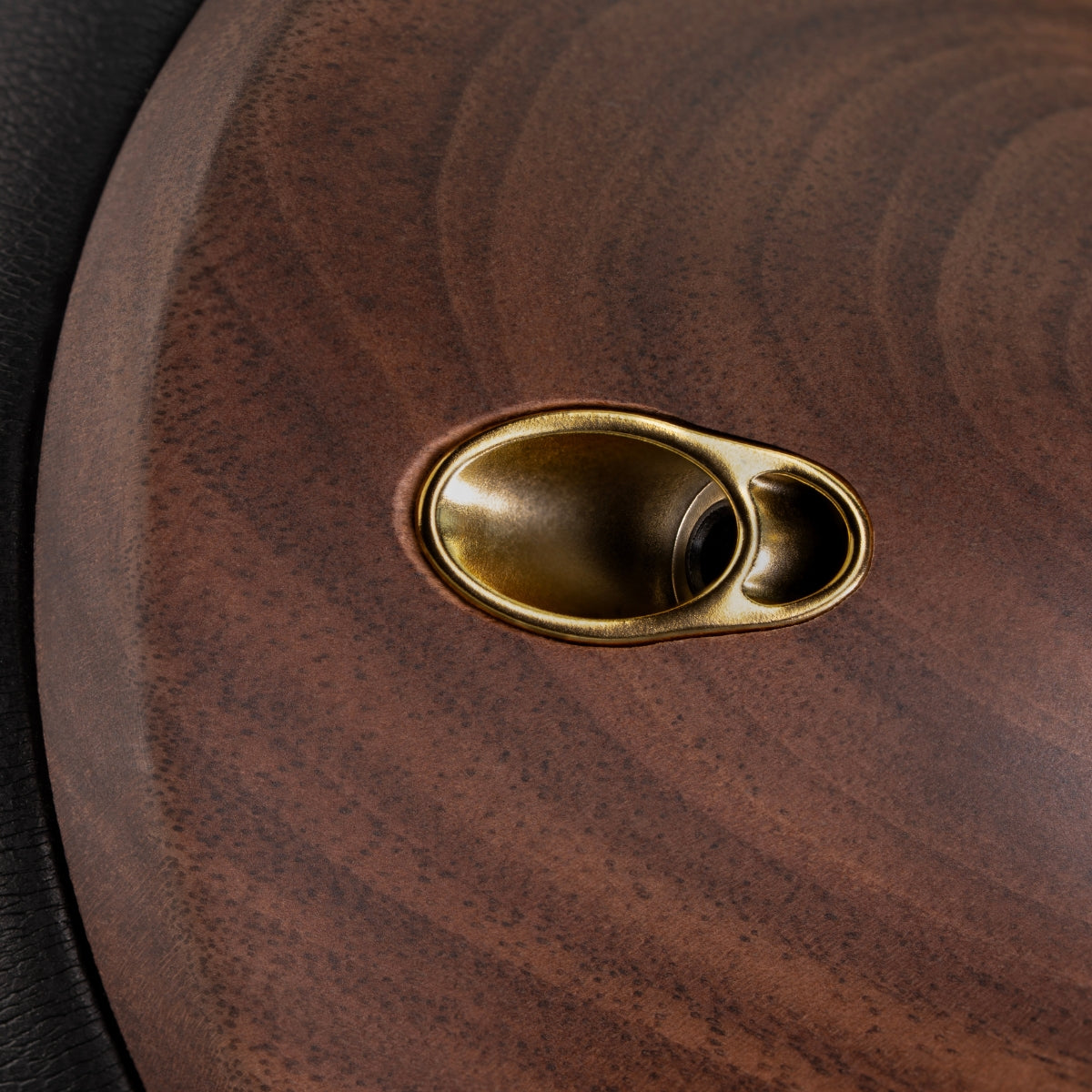 Meze 99 Classics V2 Closed Back Headphones