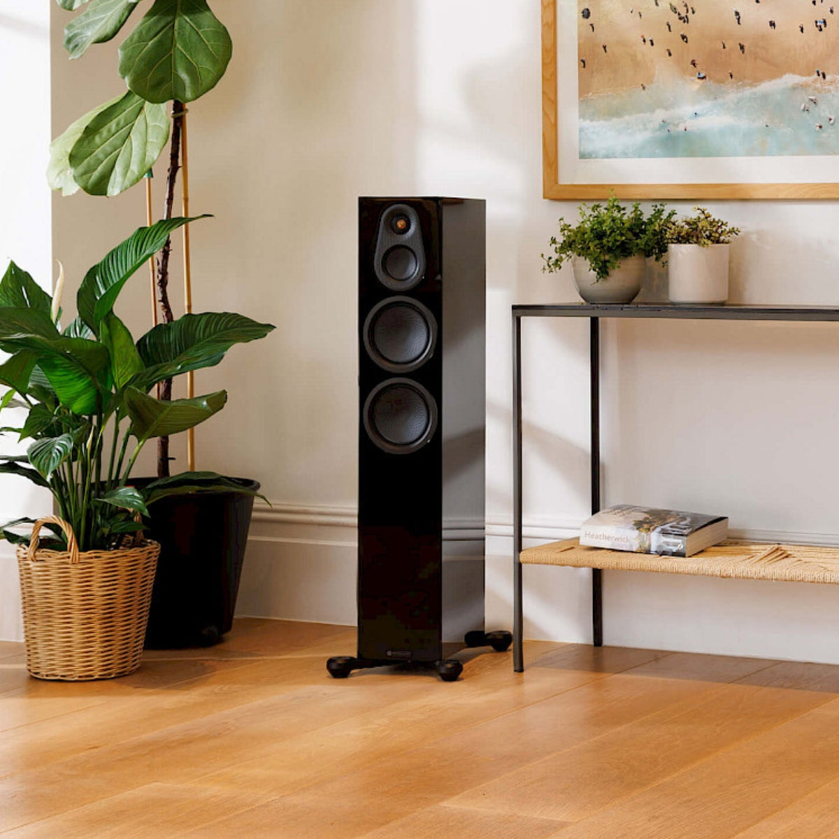 Monitor Audio Silver 300 (8G) Floorstanding Speakers