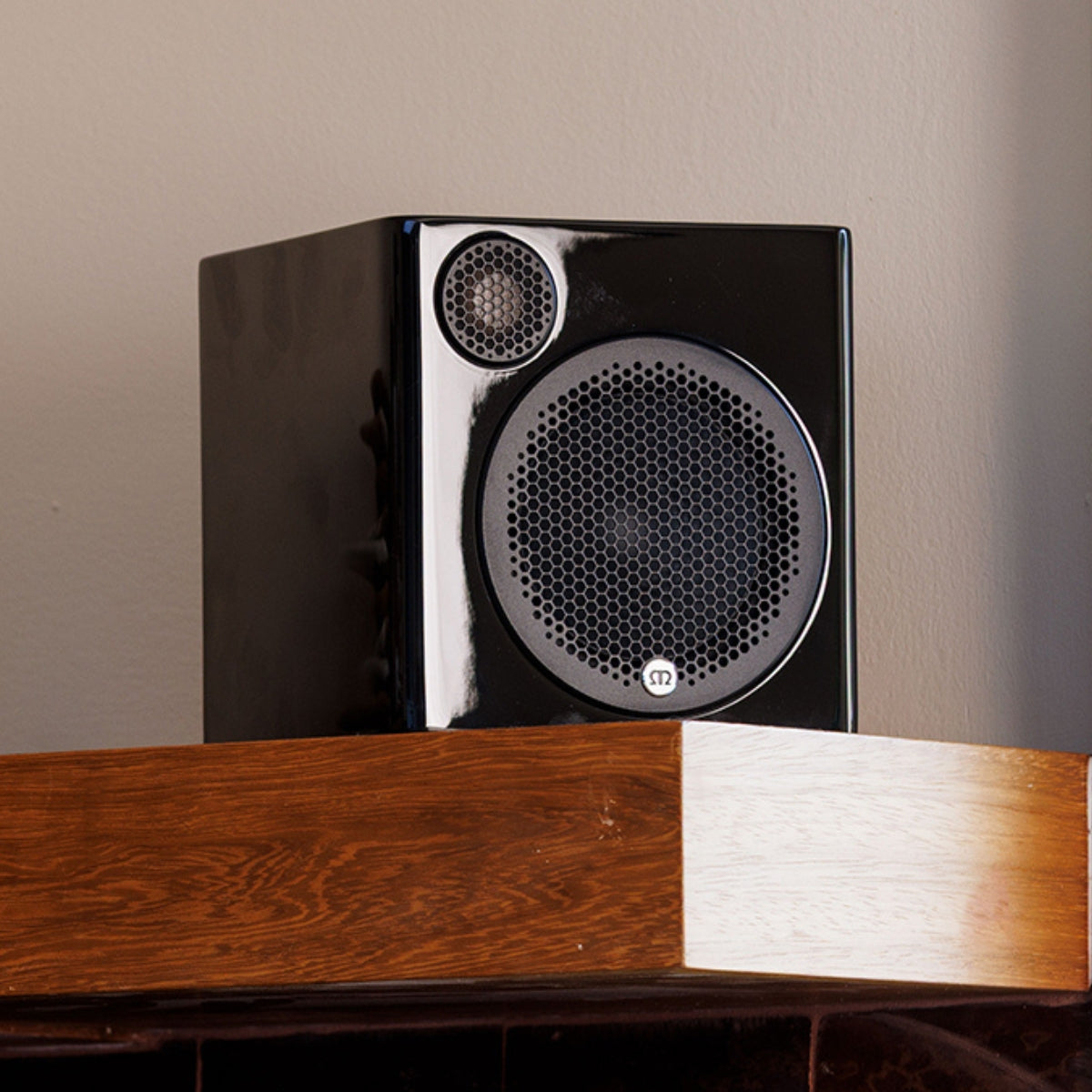 Monitor Audio Radius 1 (4G) Bookshelf Speakers