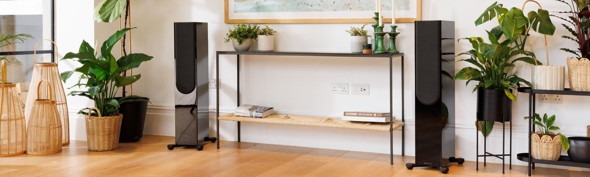Monitor Audio Silver 300 (8G) Floorstanding Speakers
