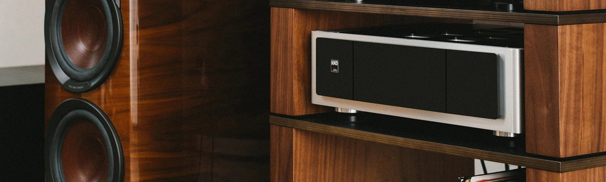 NAD M23 V2 Stereo Power Amplifier